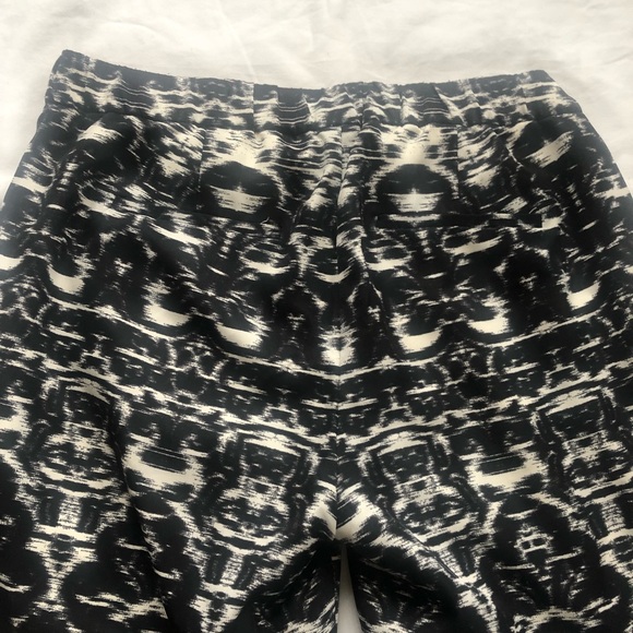 🌟 J.Crew Ikat Pants, black and white, size 0 - Picture 7 of 10